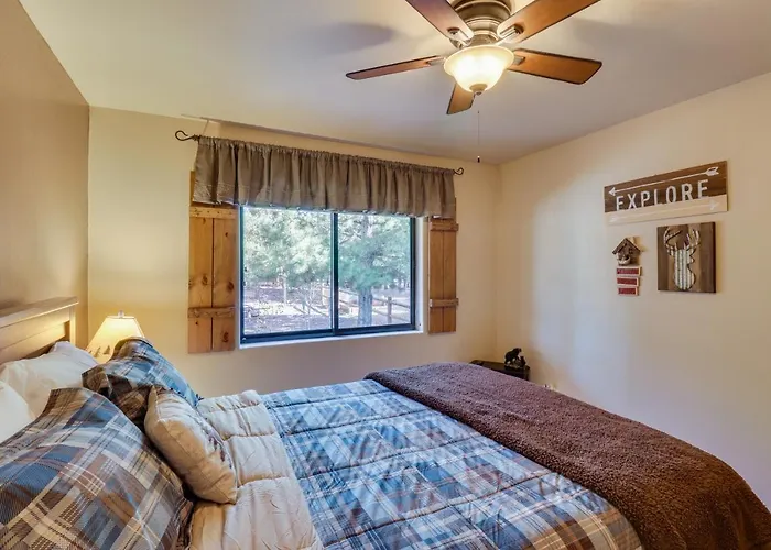 3 Mi To Fool Hollow Lake: Cozy W/ Fire Pit Holiday home *
