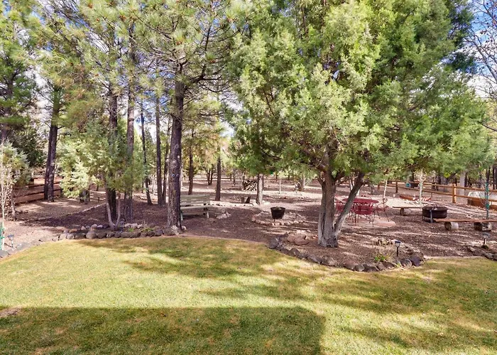 Holiday home 3 Mi To Fool Hollow Lake: Cozy W/ Fire Pit