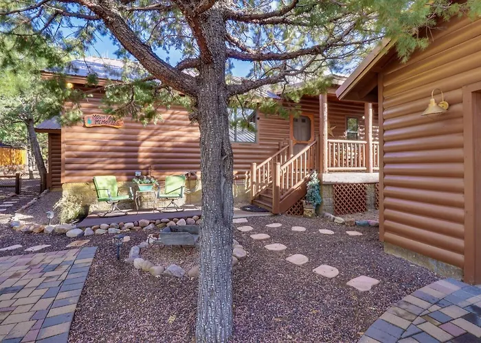 3 Mi To Fool Hollow Lake: Cozy W/ Fire Pit Holiday home