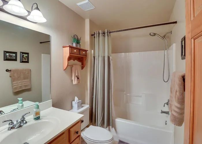 3 Mi To Fool Hollow Lake: Cozy W/ Fire Pit Holiday home *