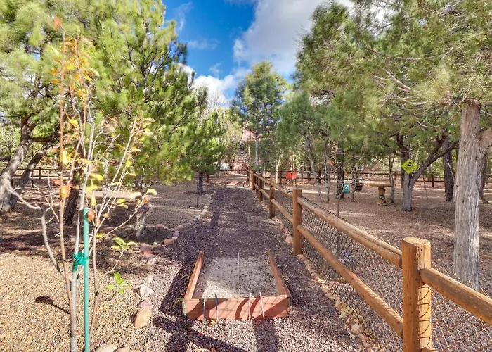 Holiday home 3 Mi To Fool Hollow Lake: Cozy W/ Fire Pit Show Low
